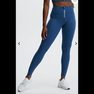 Fabletics High-Waisted Motion365® Legging With Zipper Size S